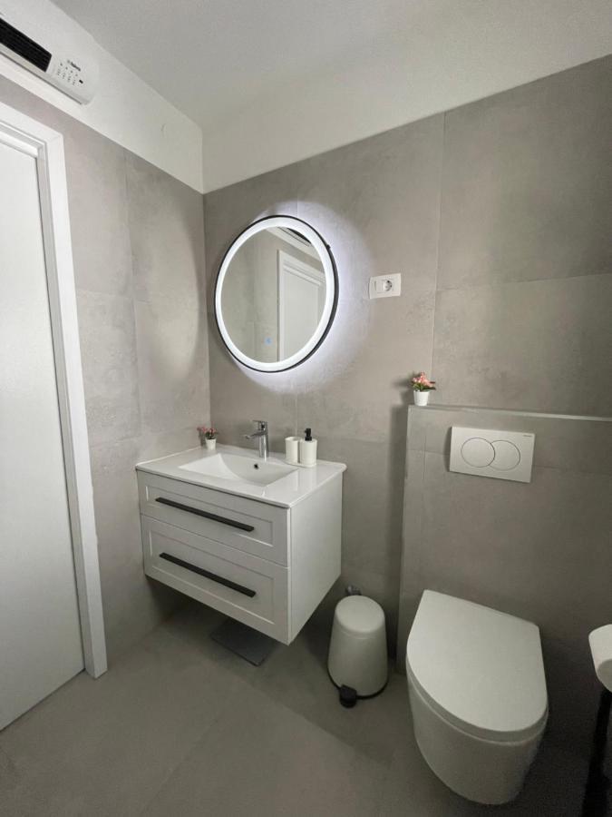 La Storia - Holiday Apartment House Zára Kültér fotó