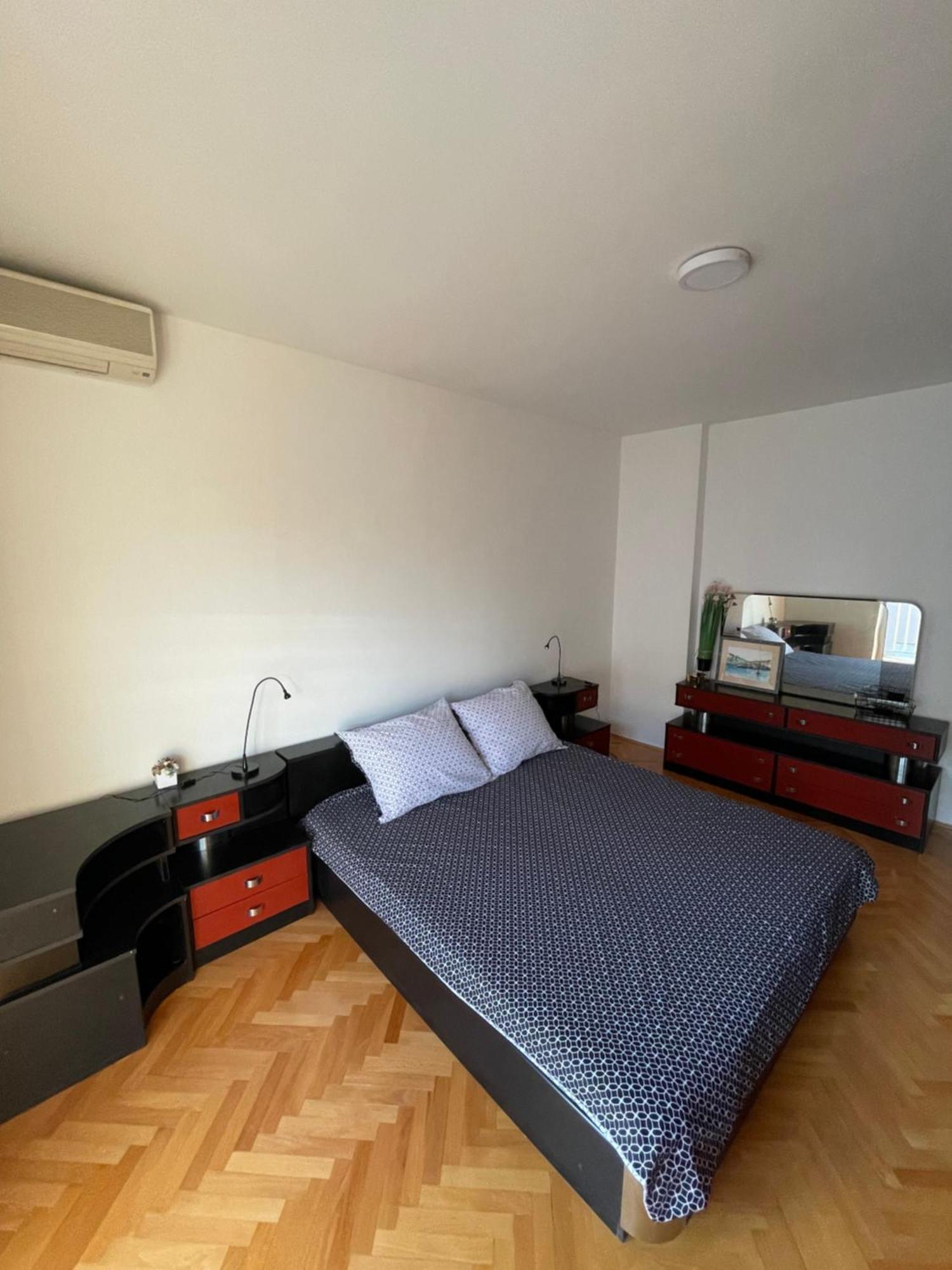 La Storia - Holiday Apartment House Zára Kültér fotó