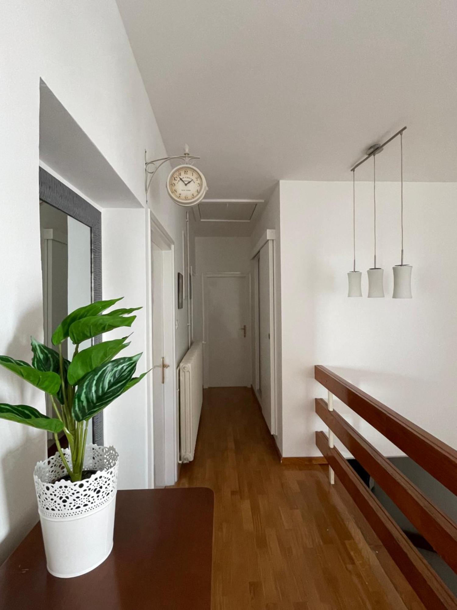 La Storia - Holiday Apartment House Zára Kültér fotó